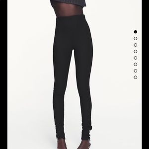 SOLD ON DEPOP | Zara Vented Ribbed Leggings